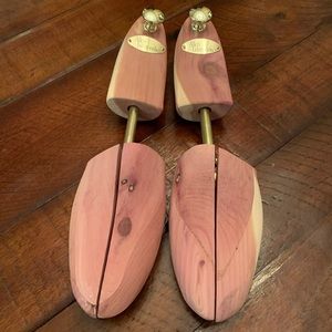 Allen Edmonds Ultra Combination cedar shoe trees